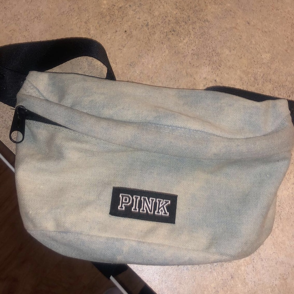pink fanny pack